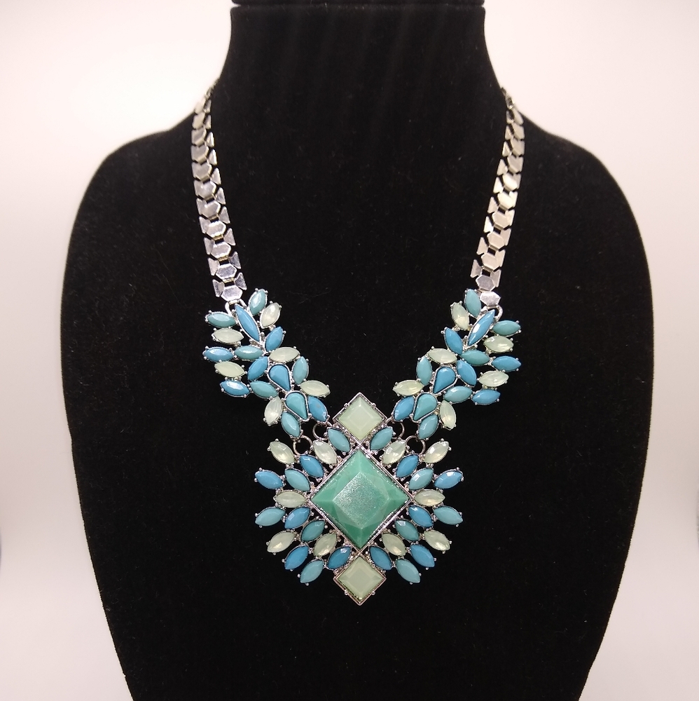 Designer vintage necklace